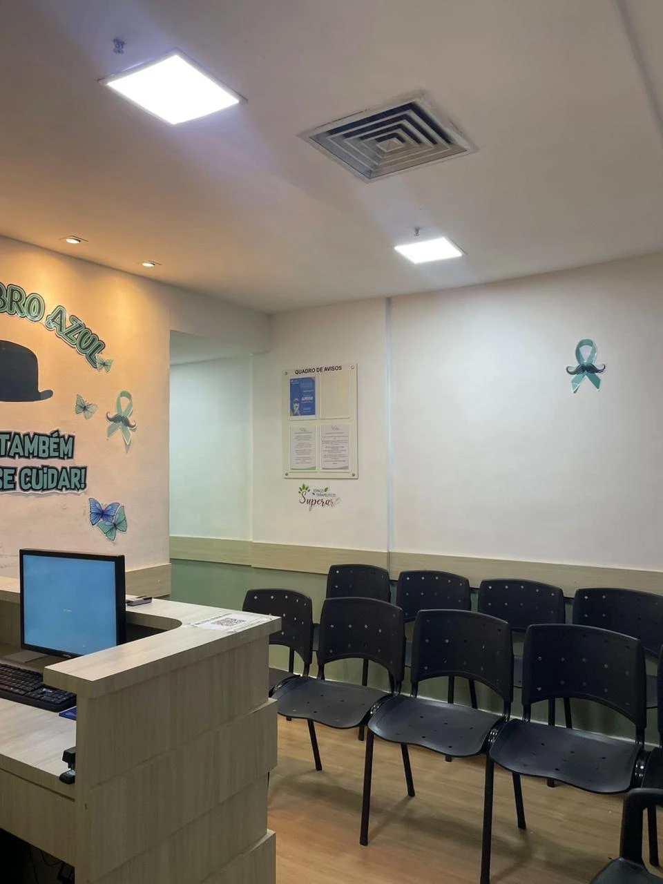 Recepção e sala de espera da clínica